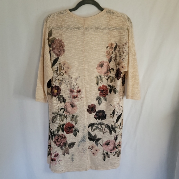 Live In The Moment Floral Cardigan Size Small - Picture 4 of 4